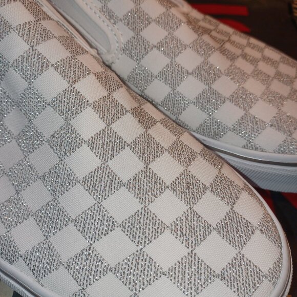 Vans Men\'s 11.5 Checkered Slip-On Metallic True White VN000CT5W00 Checkerboard main image 10